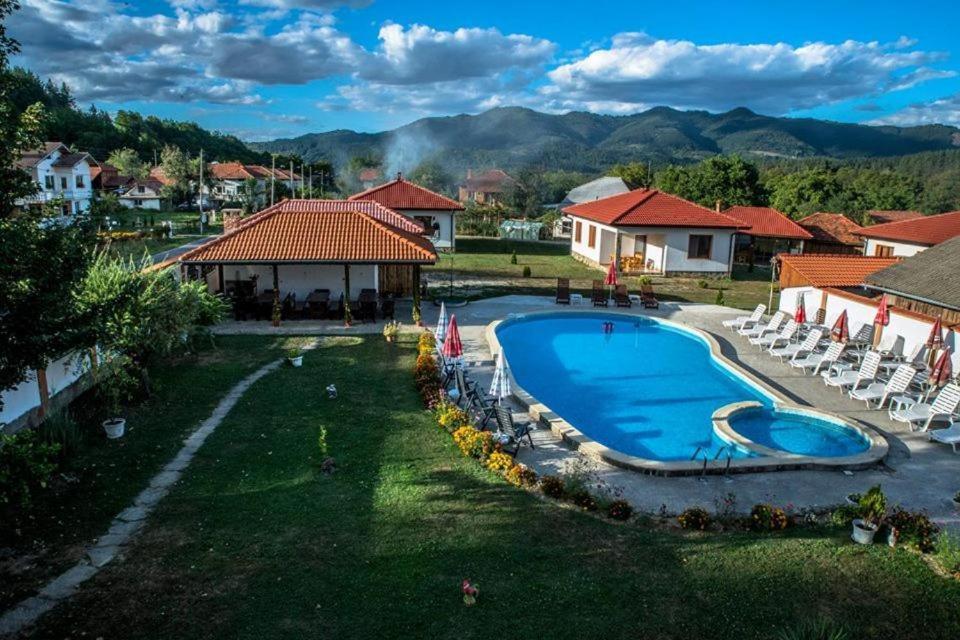 Complex Balkandzhii Apriltsi  Ngoại thất bức ảnh